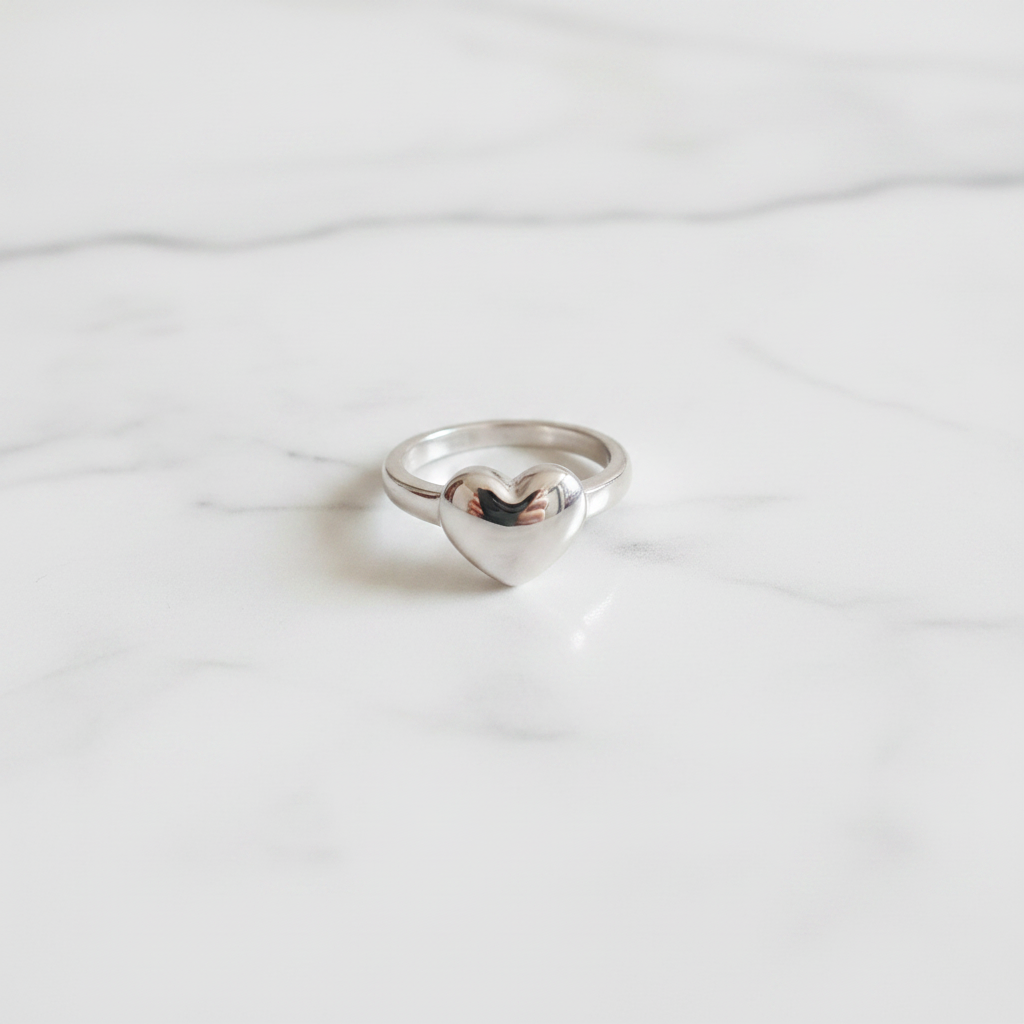 Anillo Corazón Plateado