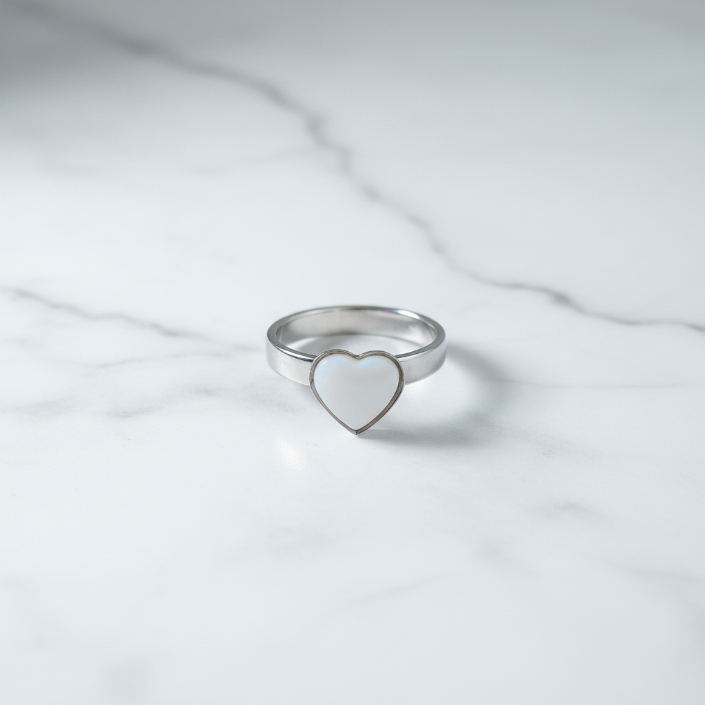 Anillo fondo mármol